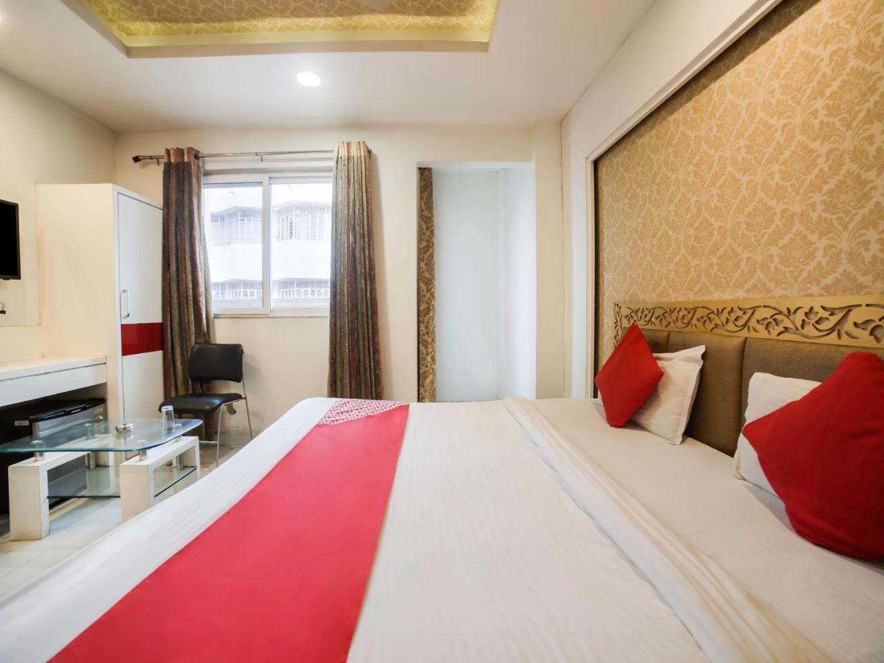 Oyo 10277 Hotel Delux Golden Ajmer Exterior foto